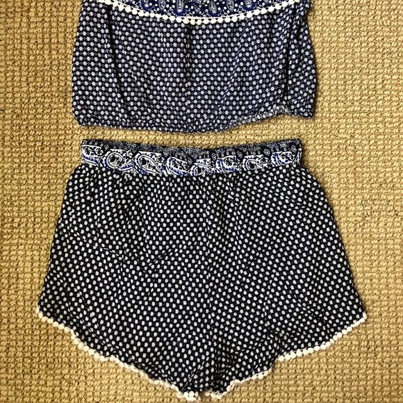 Listicle Two Piece Set (Shorts and Crop Top) - Picture 2 of 2